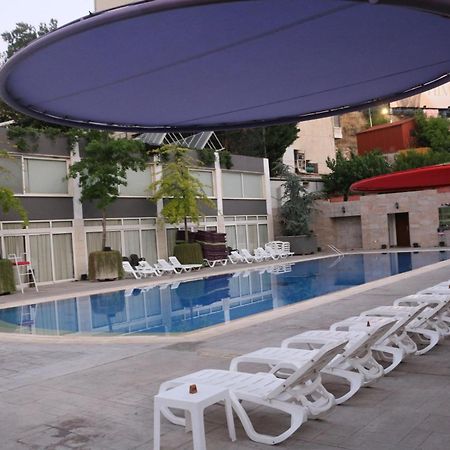 Grand Kadri Hotel - History Marked By Cristal Lebanon ซาห์เล ภายนอก รูปภาพ
